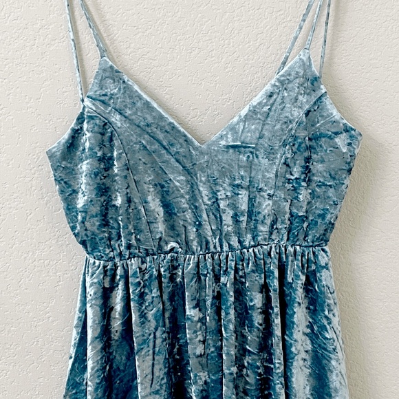 Romeo & Juliet Couture Mini Dress Size Large Aqua Blue Velvet New With Tags - Picture 2 of 5